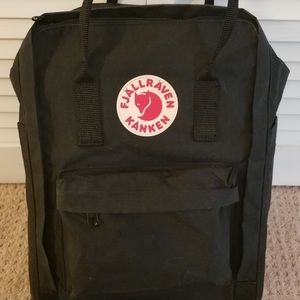 ❌SOLD❌kanken backpack